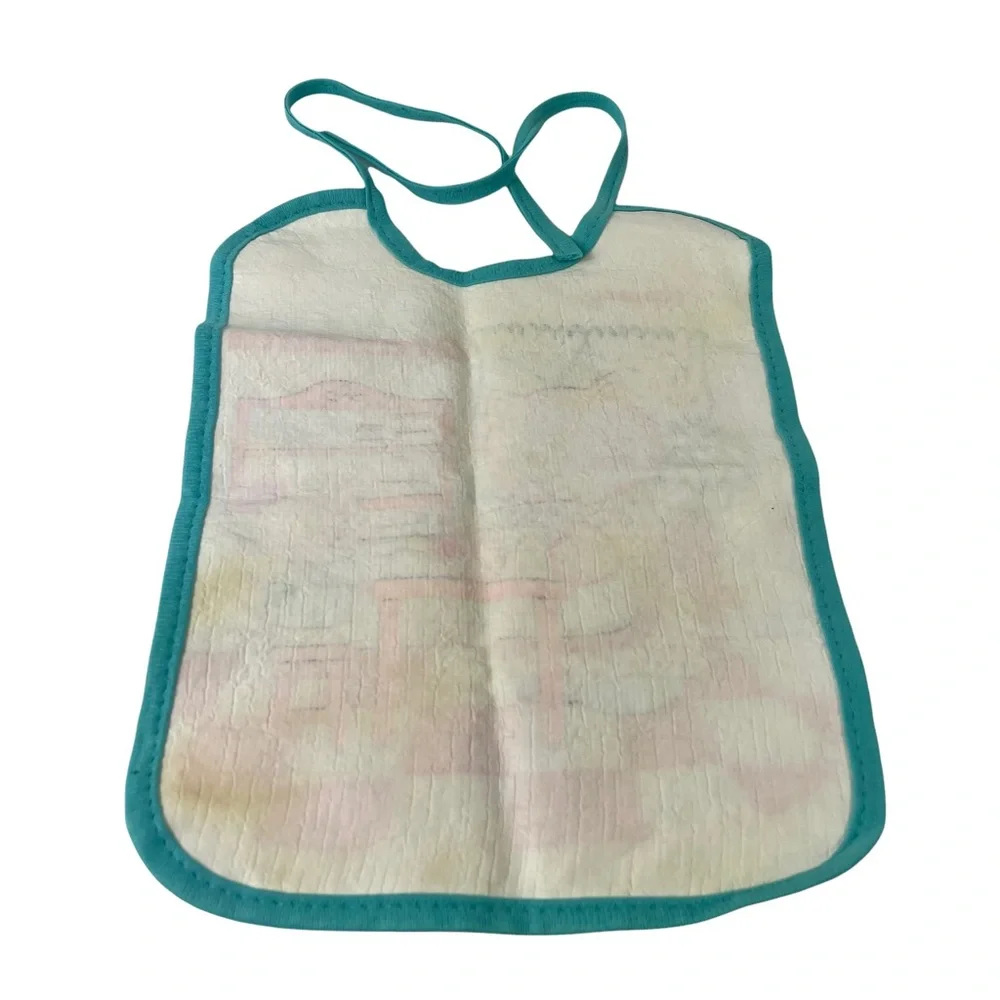 Vintage 1980s Playskool “I Love My Grandma” Baby Bib Baking Cats Kittens Cooking